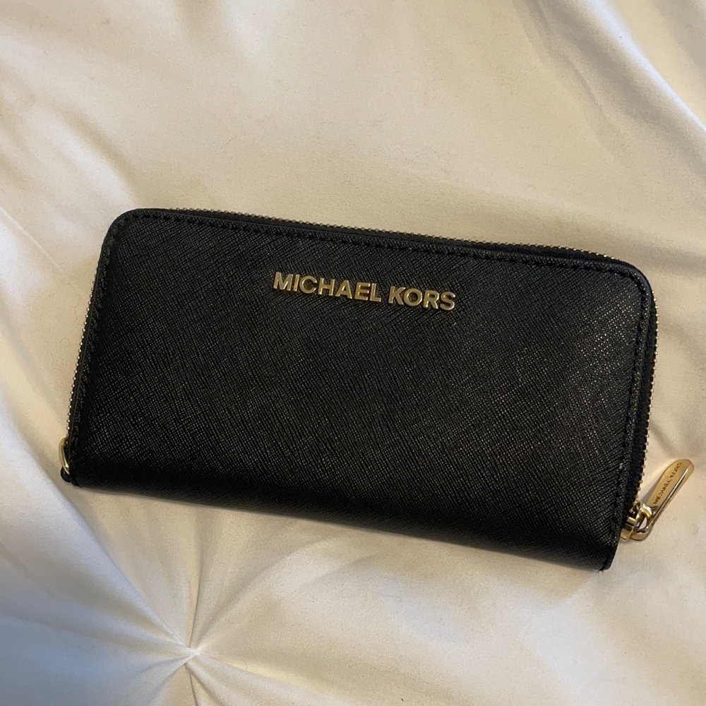 Michael Kors wallet